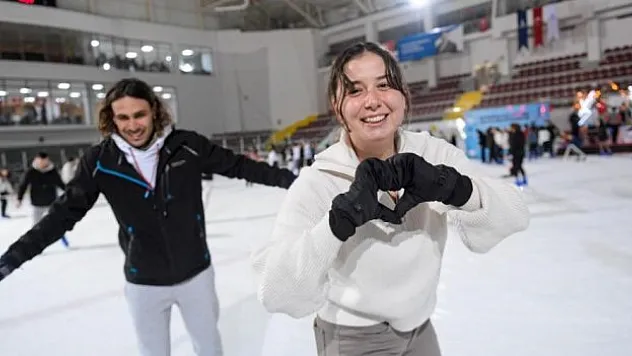 Buz pistinden sıcak görüntü