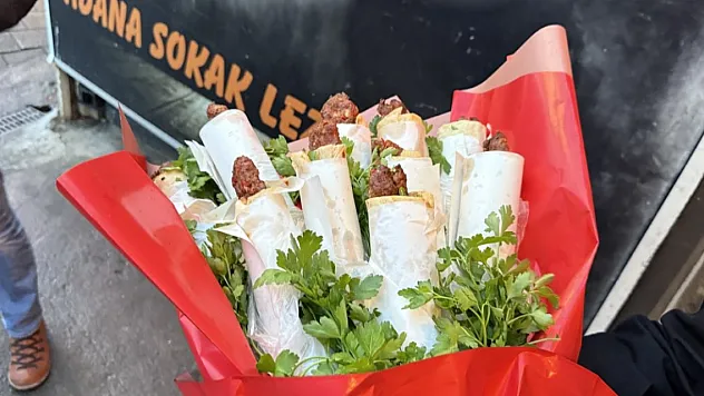 Çiçek değil kebap buketi