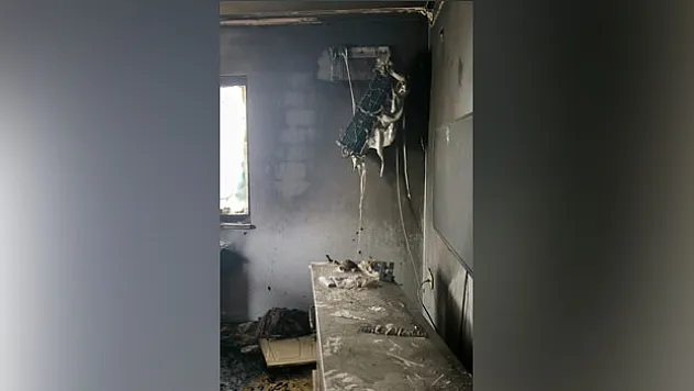 Yangında mahsur kalan 5 yaşındaki çocuk kurtarıldı