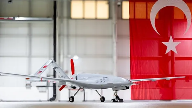 TB2 SİHA bayrağı devretti