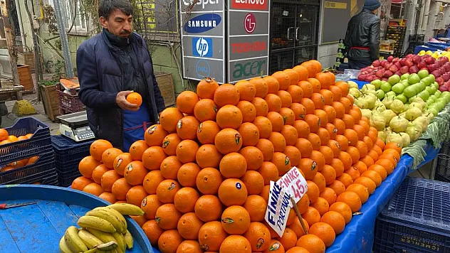 Pazar esnafı sahip çıkılmayı bekliyor