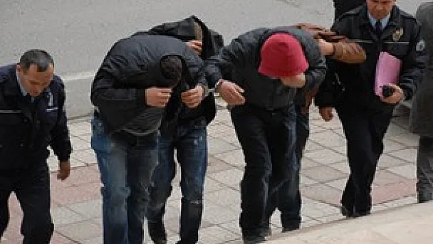 Küçük yaşta kızı alıkoymaya gözaltı