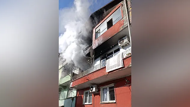 Evde çıkan yangın söndürüldü