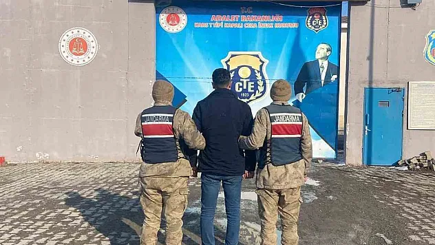 Kars'ta hakkında 3 yıl hapis cezası olan bir kişi yakalandı