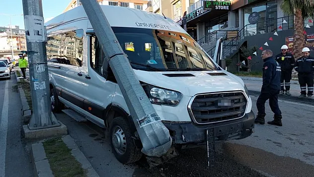 Direksiyon başında kalp krizi geçiren dolmuş şoförü hayatını kaybetti