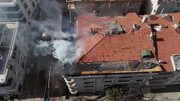 Korkutan çatı yangını