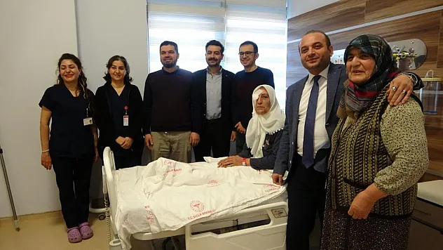 Görme kaybından kornea nakliyle kurtuldu