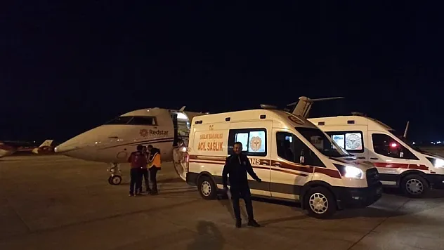 Ambulans uçak yeni doğan bebek için havalandı