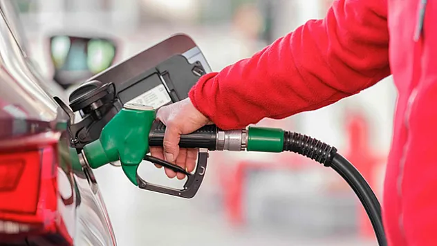 Akaryakıta çifte zam