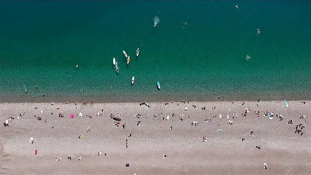 Türk turizmi sezona ara tatil moraliyle başlayacak