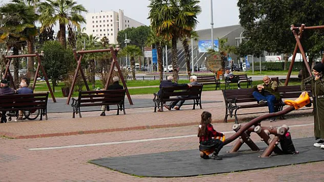 Mart kapıdan baktıracak