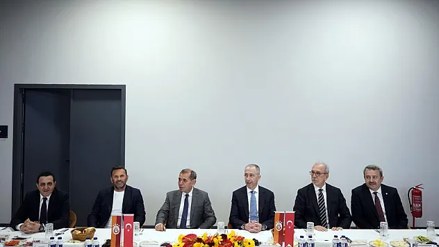 Dursun Özbek: 'Galatasaray'a çok büyük finansal katkı verecek projeler yapıyoruz'