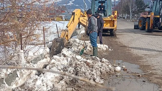 Su ve sel baskınlarına karşı önlemler alındı