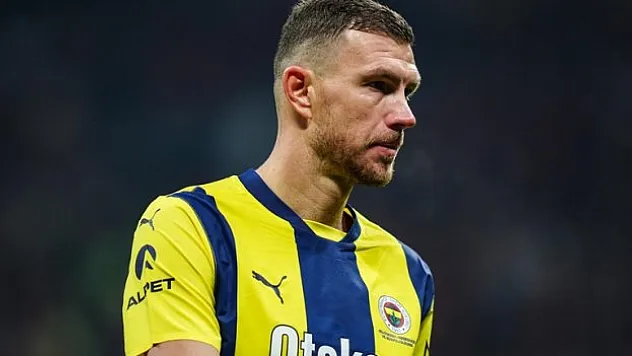 Dzeko'nun burnunda kırık tespit edildi