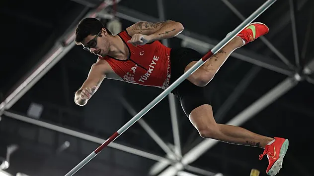 Milli atlet Ersu Şaşma, dünya 6.'sı oldu