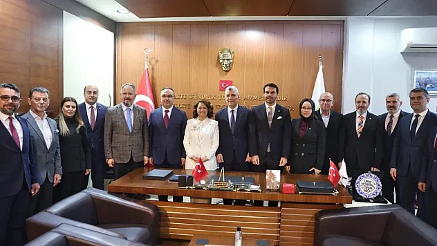 Bakan Bolat, Ergene'de vatandaşlarla iftarda bir araya geldi