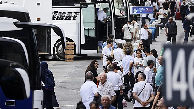 3,5 milyon kişinin otobüslerle seyahat etmesi bekleniyor