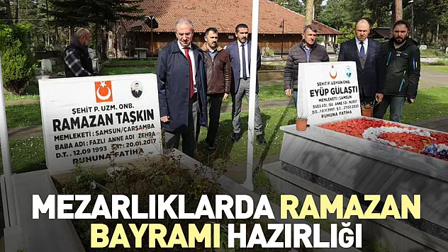 Mezarlıklarda bayram hazırlığı