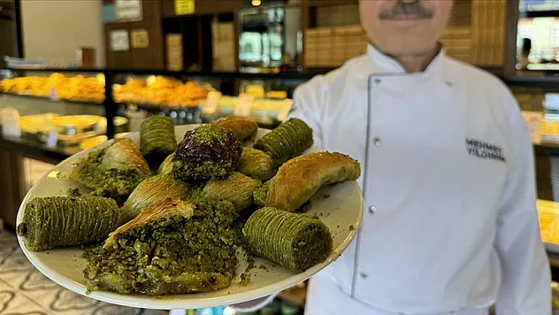 Baklavacılarda bayram telaşı yaşanıyor
