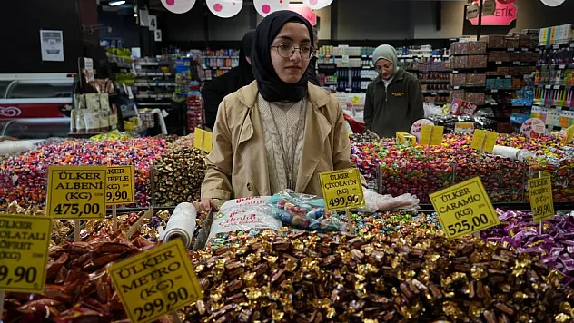 Bayram şekerleri ve çikolatalar tezgâhları renklendirdi