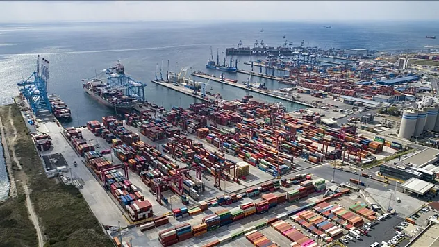 Cumhuriyet tarihinin en yüksek ikinci günlük ihracatı dün kaydedildi