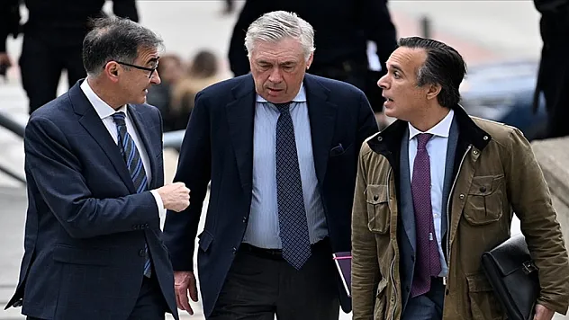 Ancelotti vergi kaçırmak suçundan yargılanıyor