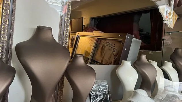 Kuyumcu soyan hırsız çaldığı otomobili yerine bıraktı