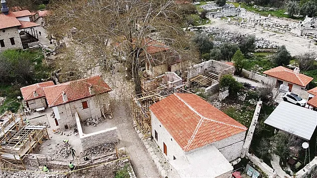 Stratonikeia antik kentine, ziyaretçilerden yoğun ilgi