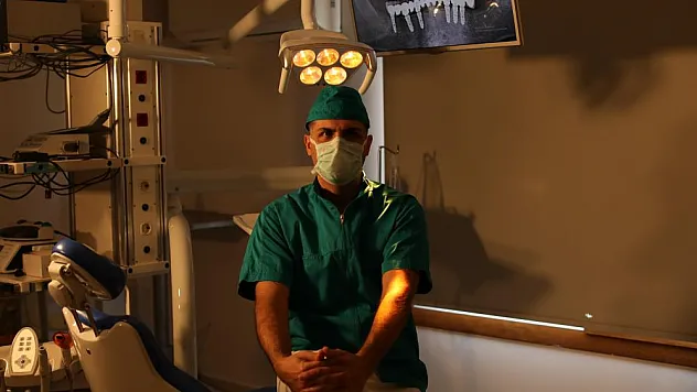 'Diş çekimi, kalp hastaları için kanamalı cerrahi bir işlemdir'