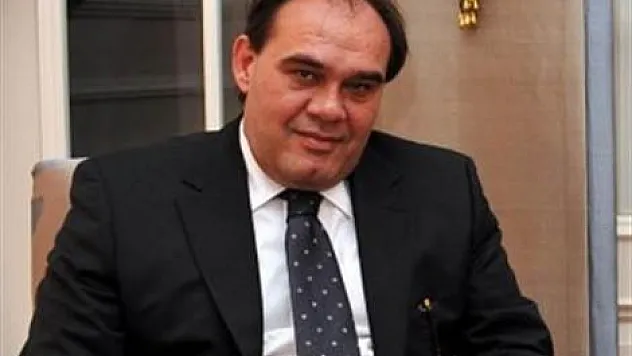 Futbol patronunu seçti