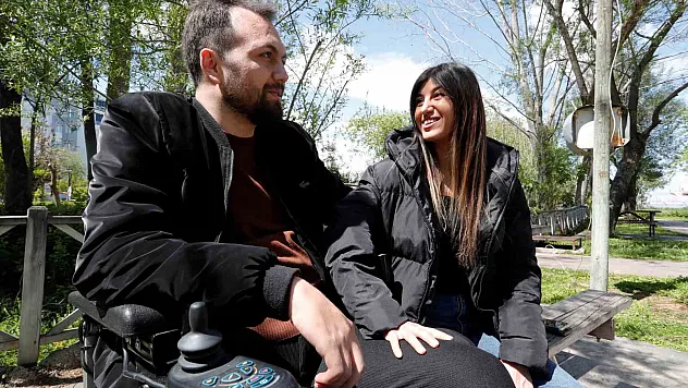 arkadaşlıkları aşka dönüştü