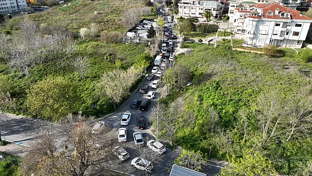 İBB O yolu kapatmıştı