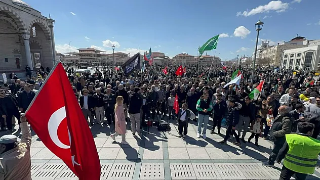 Mevlana Şehrinde Gazze'ye destek yürüyüşü