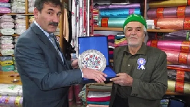 Çarşamba Vergi dairesi yarım asırlık mükellefleri onurlandırdı