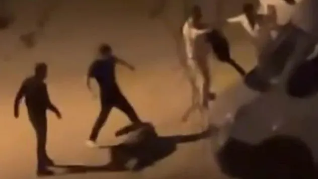 Sokak ortasında kavga kamerada