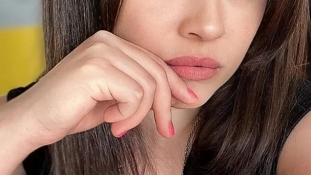 Fatih'te oyuncu Sevil Akdağ arkadaşını bıçakladı