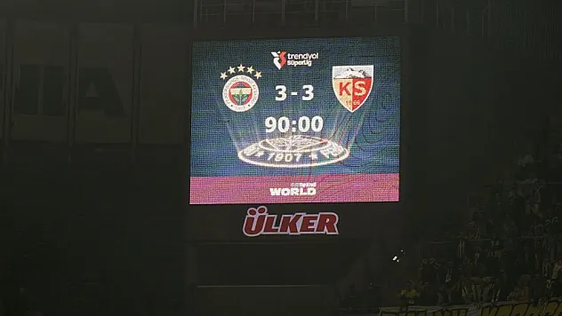 Fenerbahçe şampiyonluk yarışında yara aldı