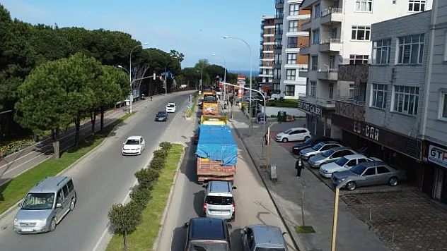 Uzun araç kuyruğu oluştu