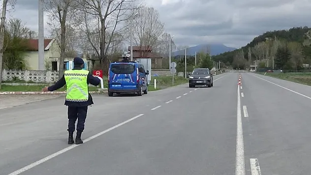 İl Jandarma sürücülere göz açtırmadı