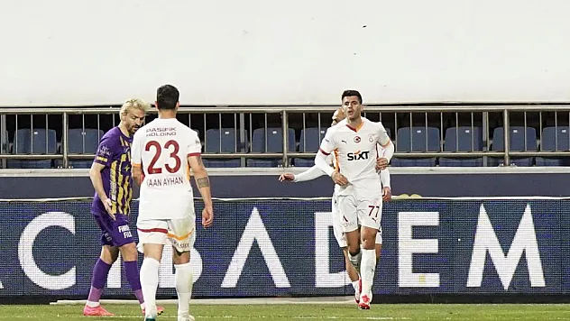 Kaan Ayhan 3 maç sonra sahada