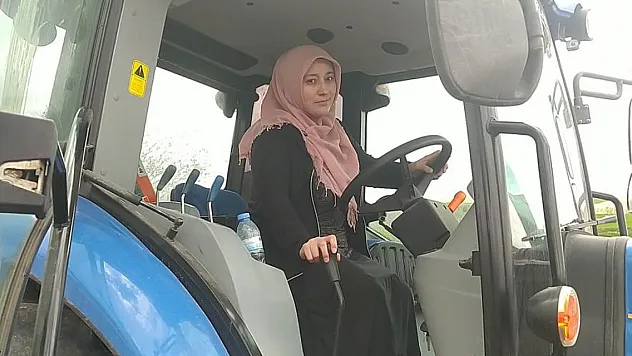 Kadın çiftçi, erkeklere taş çıkartıyor