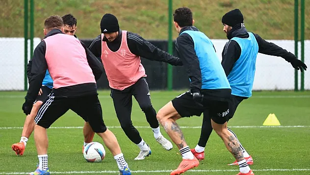 Beşiktaş, kondisyon ve taktik çalıştı