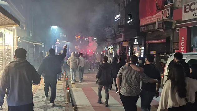 Bartın'da Beşiktaş taraftarların galibiyet sevinci