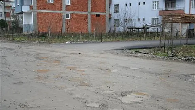 Göstermelik yeni yollar…