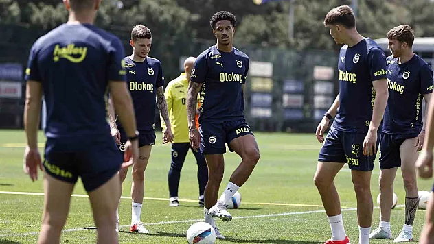 Fenerbahçe, Başakşehir maçı hazırlıklarını sürdürdü