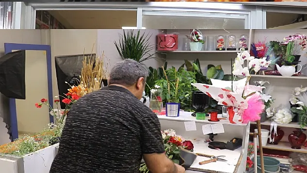 Çiçekçilerde yoğunluk yaşandı