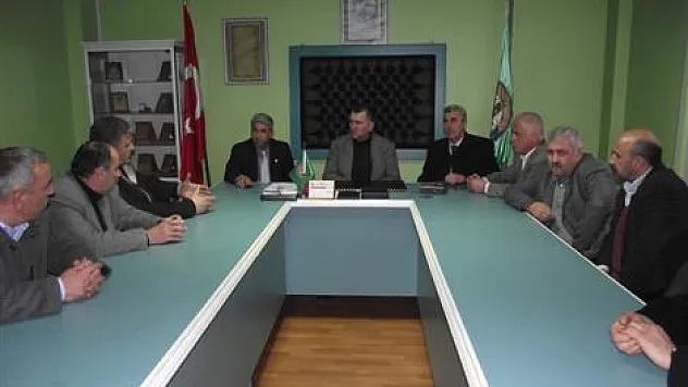 MHP Yönetimi ziyaretlere başladı