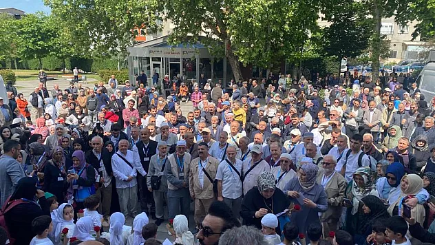 Hacı adayları kutsal topraklara uğurlandı