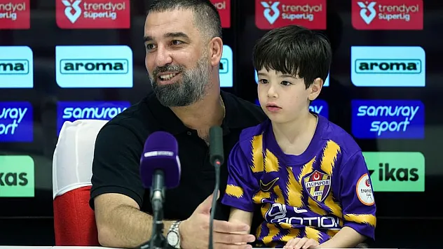 Arda Turan: 'Önümüzde yurt dışından 4 teklif var'