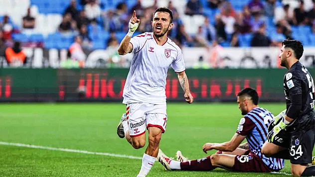 Samsunspor'un üçüncülük mücadelesi son haftaya taşındı